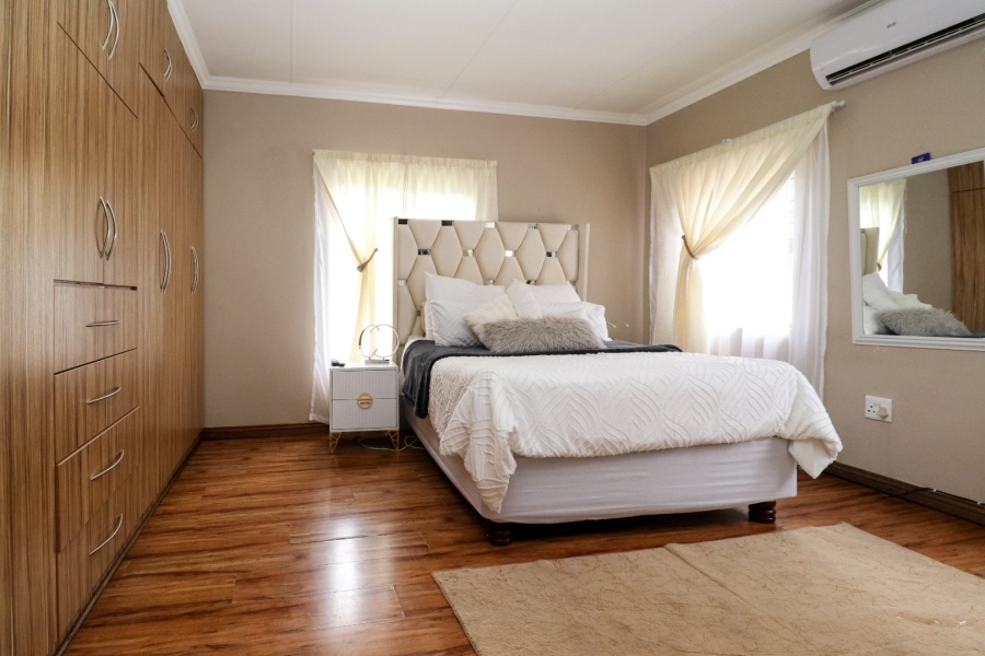 3 Bedroom Property for Sale in Wilkoppies North West